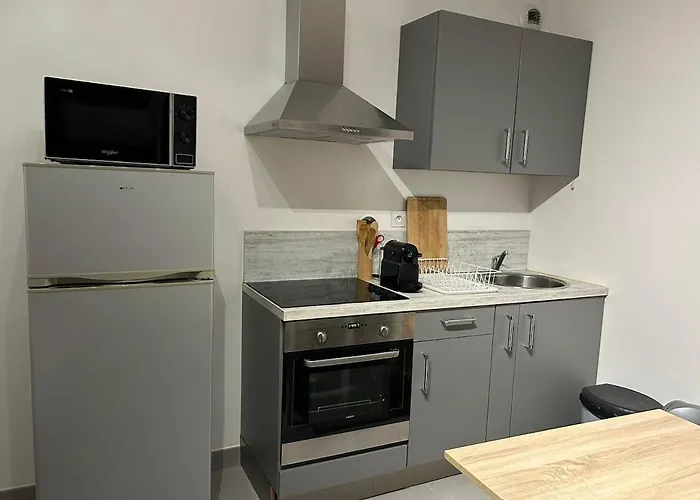 Apartment En Centre-ville Corte (Corsica)