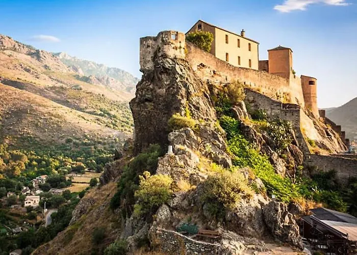 En Centre-ville * Corte (Corsica)